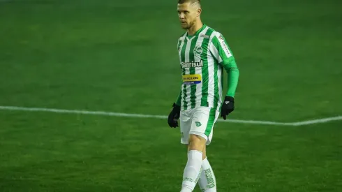 Pedro H. Tesch/AGIF/ Zagueiro Rafael Forster fala sobre os desafios do Juventude para 2022: