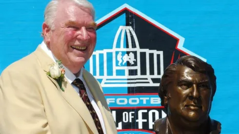 John Madden sendo introduzido ao Hall da Fama em 2006 (Getty Images)