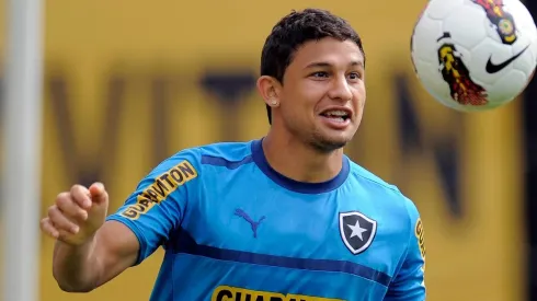 Foto: Fabio Castro/AGIF/Flickr do Botafogo - Livre no mercado, Elkeson interessa ao Botafogo para 2022