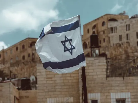 Israel registra primeiro caso de “flurona”, infeccção de Covid-19 e gripe simultaneamente