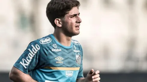 – Lacava tem apenas 19 anos