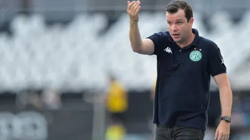 Foto: Thiago Ribeiro/AGIF - Daniel Paulista celebra a oportunidade de renovar contrato