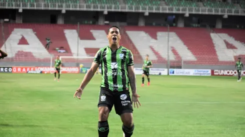 América liberou atacante para defender o Confiança até julho