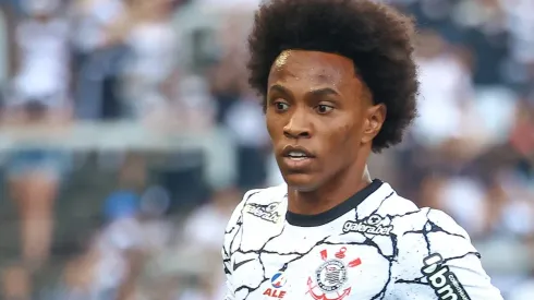 Foto: Marcello Zambrana/AGIF - Willian pode ajudar Corinthians na aquisição de trazer Diego Costa para o ataque em 2022