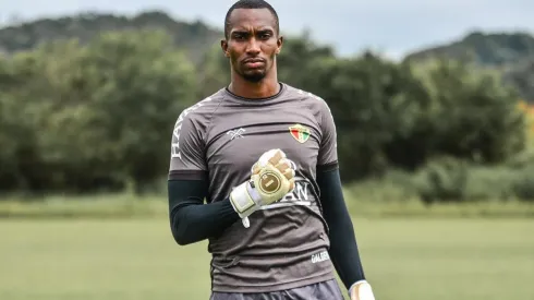 Foto: (Flickr Oficial Brusque/@opequenopassaro) - Jordan ganhou mais um companheiro de posição no Brusque