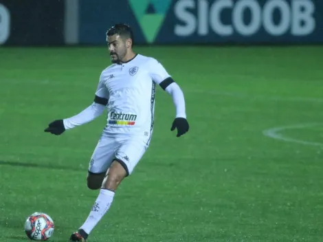 VAI FICAR! Botafogo encaminha permanência do volante Barreto