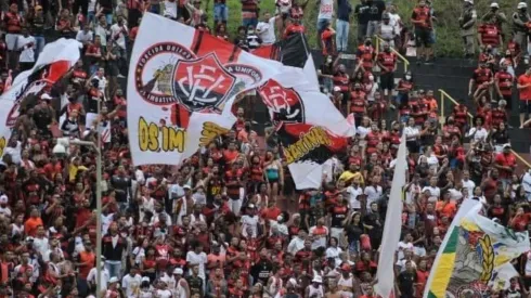 Jhony Pinho/AGIF – Torcida do Vitória no Barradão
