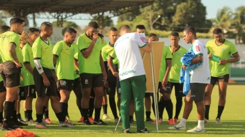 Divulgação/Luverdense - Elenco do Luverdense