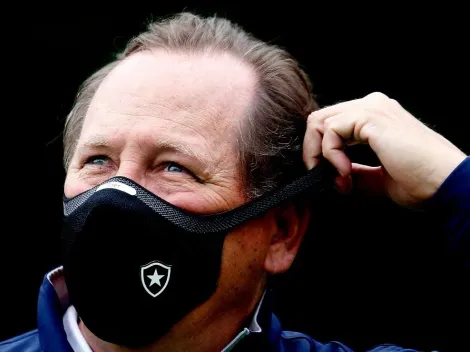 Após Textor comprar SAF do Botafogo, cube pode perder membro da diretoria