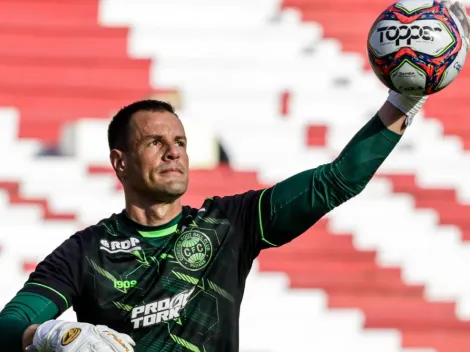 Com incógnita de Wilson, Coritiba se aproxima de goleiro livre no mercado