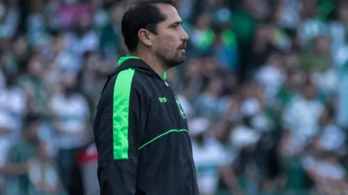 Foto: Robson Mafra/AGIF – Zagueiro chega a pedido de Gustavo Morínigo ao Coxa