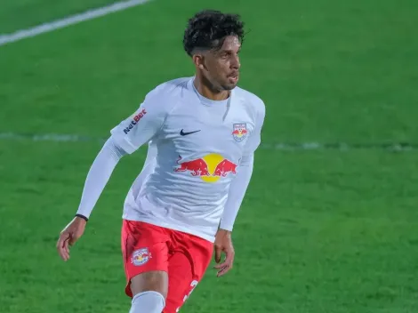 Sem espaço no Bragantino, Vitinho pode fechar com rival