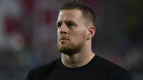 JJ Watt retornou de lesão na partida de ontem, contra os Rams (Getty Images)