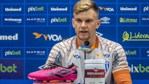 Leandro Boeira/Avaí F.C. – Douglas retorna ao Avaí