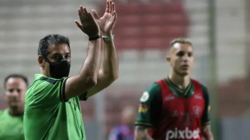 Marquinhos Santos, técnico do América-MG (Foto: Fernando Moreno/AGIF)
