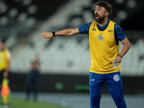 Luizinho Lopes projeta Confiança com novas ideias de jogo em 2022: “Expectativas melhores possíveis”