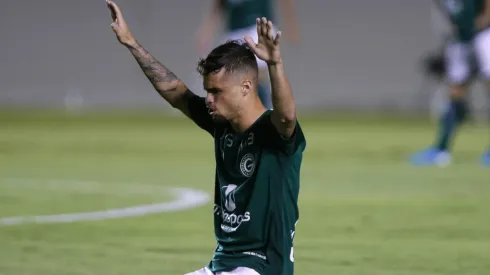 Foto: Heber Gomes/AGIF | O Flamengo detém 80% e o Goiás 5% dos direitos de Michael