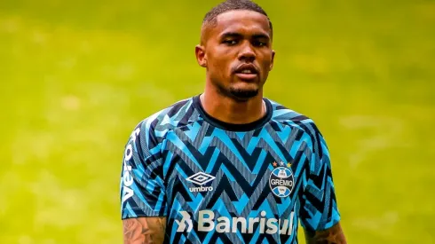 (Photo by Silvio Avila/Getty Images) - Camisa 10 não joga mais pelo Grêmio.
