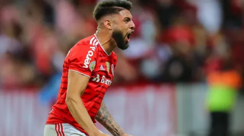 O atacante Yuri Alberto (Foto: Pedro H. Tesch/AGIF)