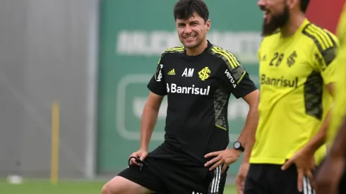 Foto Ricardo Duarte/Internacional - Alexander Medina, treinador do Internacional