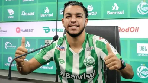 Fernando Alves/E.C Juventude/ Moraes é o oitavo reforço apresentado no Juventude e fala em oportunidade: