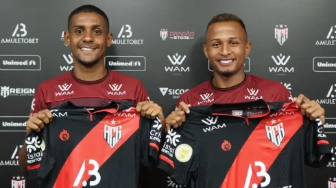 Jogadores foram apresentados ontem (24) (Foto: Divulgação/Atlético-GO)