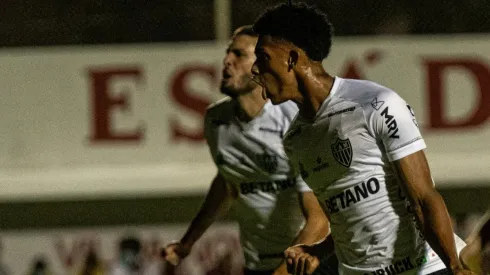 – Borrero comemorando gol