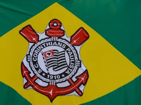 Torcedor mirim do Timão viraliza na web por reação inusitada na hora de se imunizar: "Vai Corinthians"