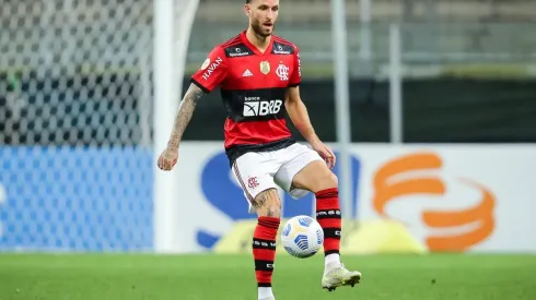 Foto: Pedro H. Tesch/AGIF | Léo Pereira tem bastidores expostos no Flamengo