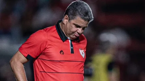 Foto: Heber Gomes/AGIF - Marcelo Cabo, treinador do Atlético-GO