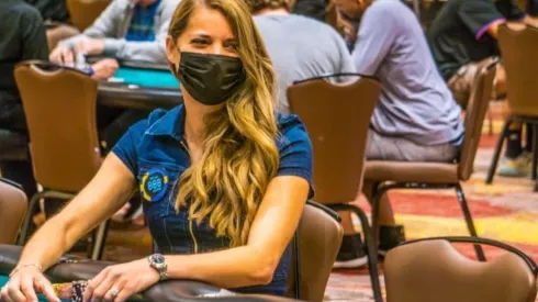 Sofia Lovgren é uma das melhores jogadoras da Suécia (Foto: Reprodução Facebook 888poker)