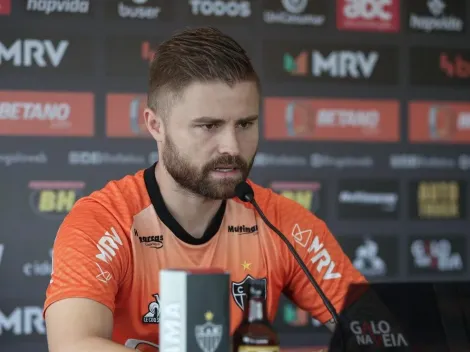 Perguntado sobre saída do Atlético, Sasha abre o jogo e não descarta possibilidade