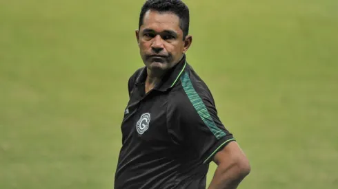 Foto: Jhony Pinho/AGIF - Glauber Ramos técnico do Goiás