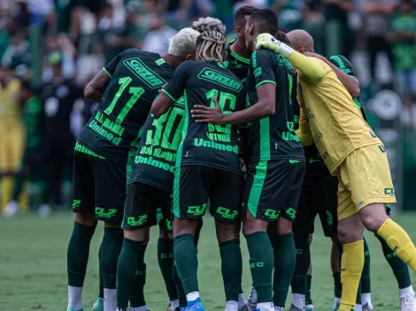 Primeiro gol: Auremir celebra feito com a camisa do Goiás; confira
