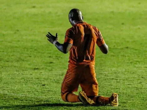 Joia do Sport atravessa Ilha do Retiro de joelhos e faz nova promessa à torcida