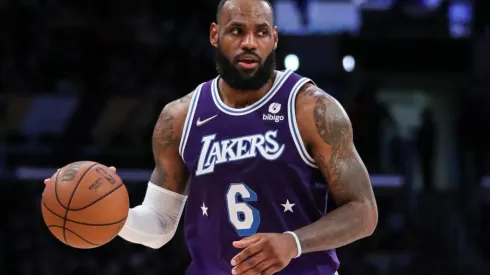 O cartão de LeBron James vale muita grana (Foto: Meg Oliphant/Getty Images)