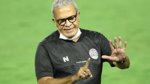 Marcel Lisboa/AGIF/ Com retornos importantes, Hélio dos Anjos deverá mudar escalação do Náutico para duelo contra o Retrô