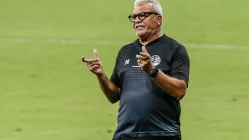 Foto: Paulo Paiva/AGIF - Hélio dos Anjos técnico do Náutico