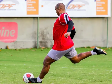 Walter e Rafael Furtado juntos? Leston Junior revela possibilidade de dois centroavantes; confira