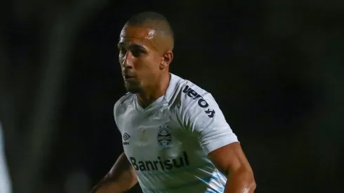 Foto: Lucas Uebel/GRÊMIO FBPA - Lateral Nicolas chamou muito a atenção de Mancini e é boa opção para 2022. Será titular?