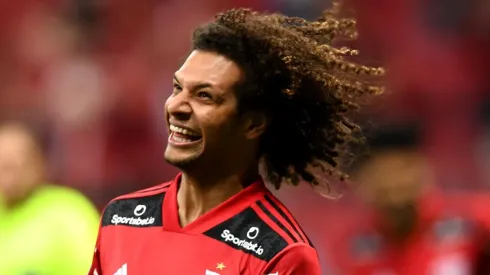 - Arão é ídolo do Flamengo