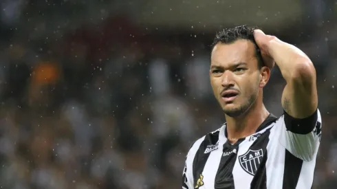 - O defensor falou sobre a a disputa da Supercopa e a rivalidade entre as equipes