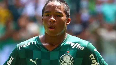 Foto: Marcello Zambrana/AGIF | Endrick foi eleito o oitavo jogador mais promissores do futebol mundial pela revista FourFourTwo