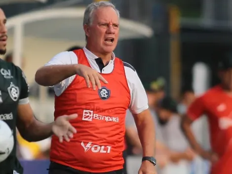 Com desfalques, Paulo Bonamigo faz alteração na escalação