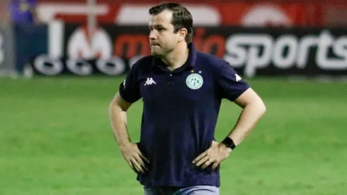 Rafael Vieira/AGIF. Técnico do Bugre não se isenta de culpa e demonstra preocupação com desempenho da equipe no Paulistão.