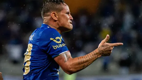 Alessandra Torres/AGIF - Edu começa a temporada voando pela Raposa