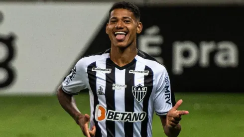 Foto: (Alessandra Torres/AGIF) - Marrony ficou no Atlético por apenas uma temporada, mas deve gerar lucros aos cofres alvinegros