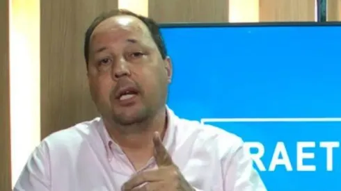 - O jornalista destacou que a adaptação seria mais rápida com um técnico brasileiro