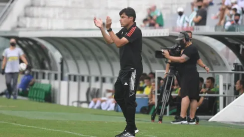 Cacique Medina fará mudanças no ataque devido às contusões e novidades na equipe