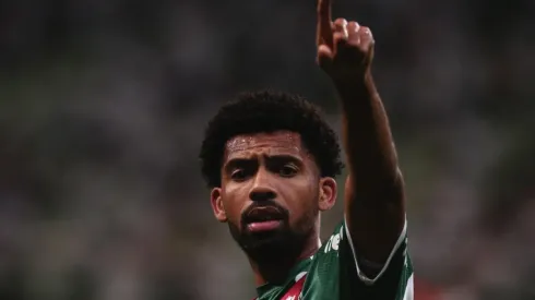 Foto: Ettore Chiereguini/AGIF - Matheus Fernandes pode jogar a Recopa normalmente pelo Athletico diante do Palmeiras